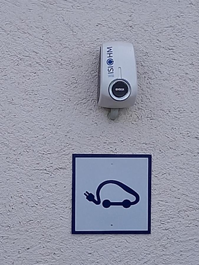 Auberge Des Chasseurs Échenevex Eksteriør billede